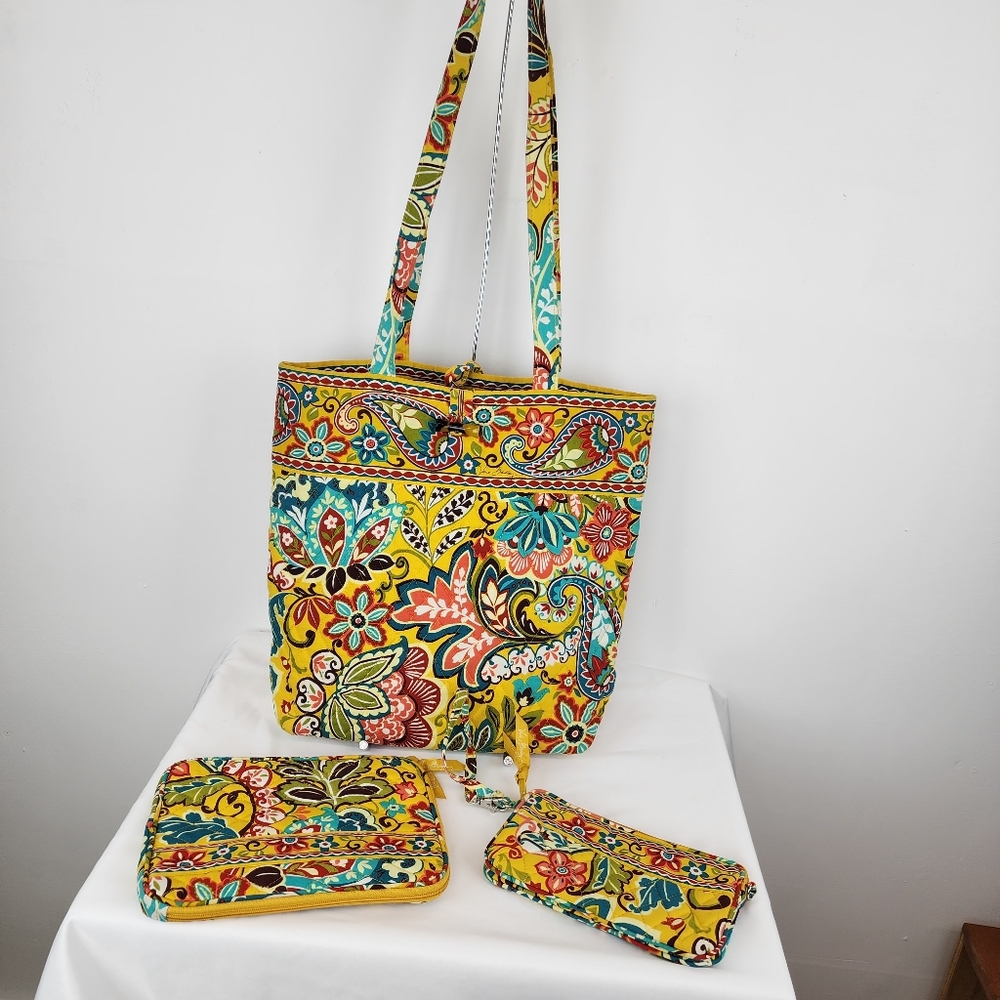 Vera Bradley set of 3 yellow paisley print bags